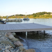 Side view of 20' x 15' South Lyon, MI platform dock